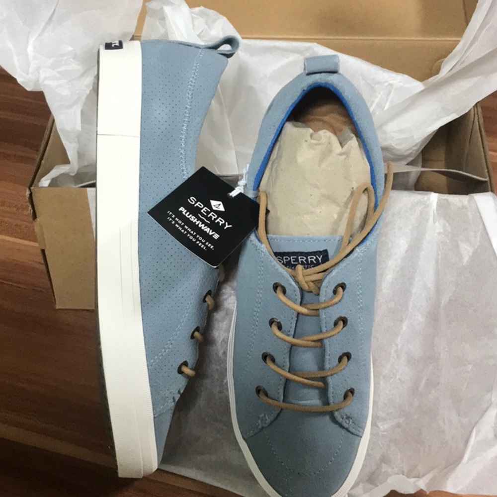 Sperry Crest Vibe PLUSHWAVE Perforated Sneaker
